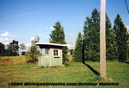 Burnside Drive-In Theatre - Burnside Ticket Booth 1996 Courtesy Outdoor Moovies